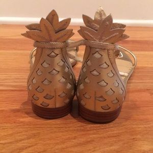 Pineapple- Lilly Pulitzer sandals